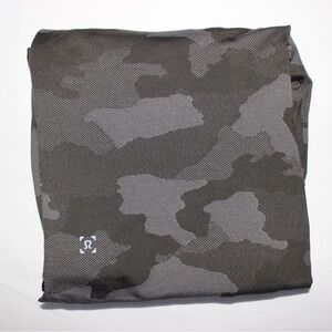 Lululemon T.H.E. Short 9" Linerless Shorts Size Medium